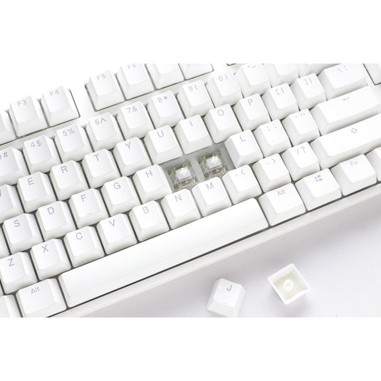 Ducky one 3 classic pure white tkl rgb mechanisch toetsenbord (wit, us lay-out (qwerty), cherry mx silent red, 80% (tkl), rgb leds, double-shot pbt, hot-swappable, quack mechanics)