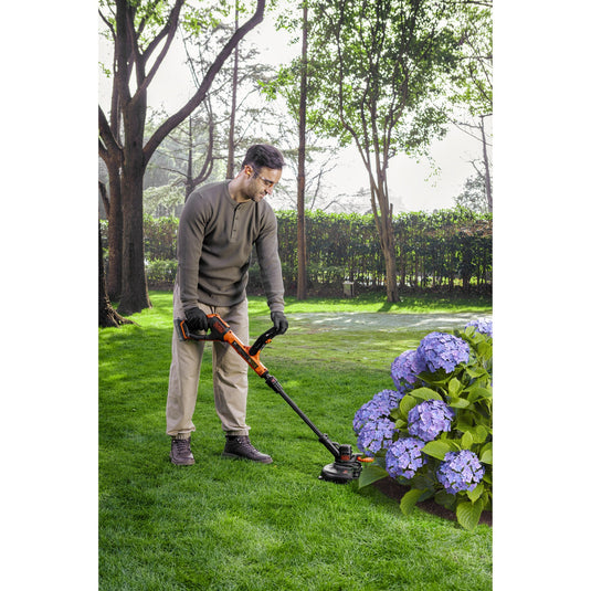 Black+decker 18v trimmer met 2 messen en accu grastrimmer (zwart oranje, 25 cm, accu inbegrepen)