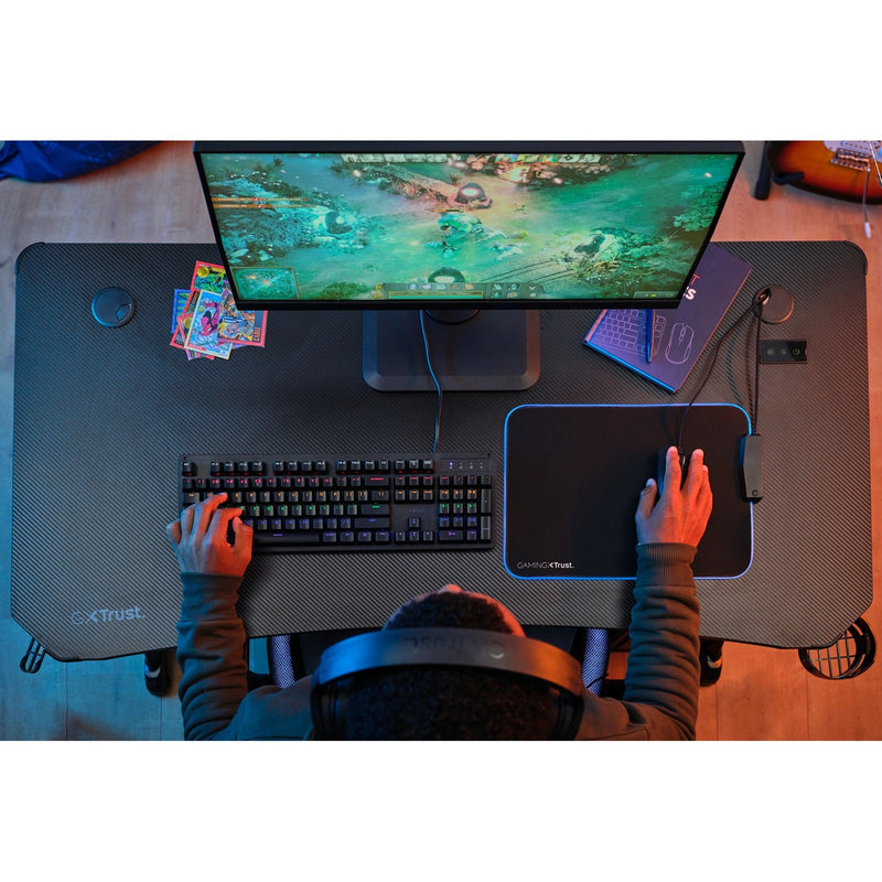 Afbeelding laden in galerijviewer, Trust gxt 709 luminus rgb-gamingbureau gaming desk (zwart)
