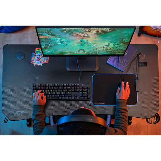 Trust gxt 709 luminus rgb-gamingbureau gaming desk (zwart)