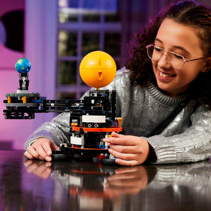 Afbeelding laden in galerijviewer, Lego technic de aarde en de maan in beweging - 42179
