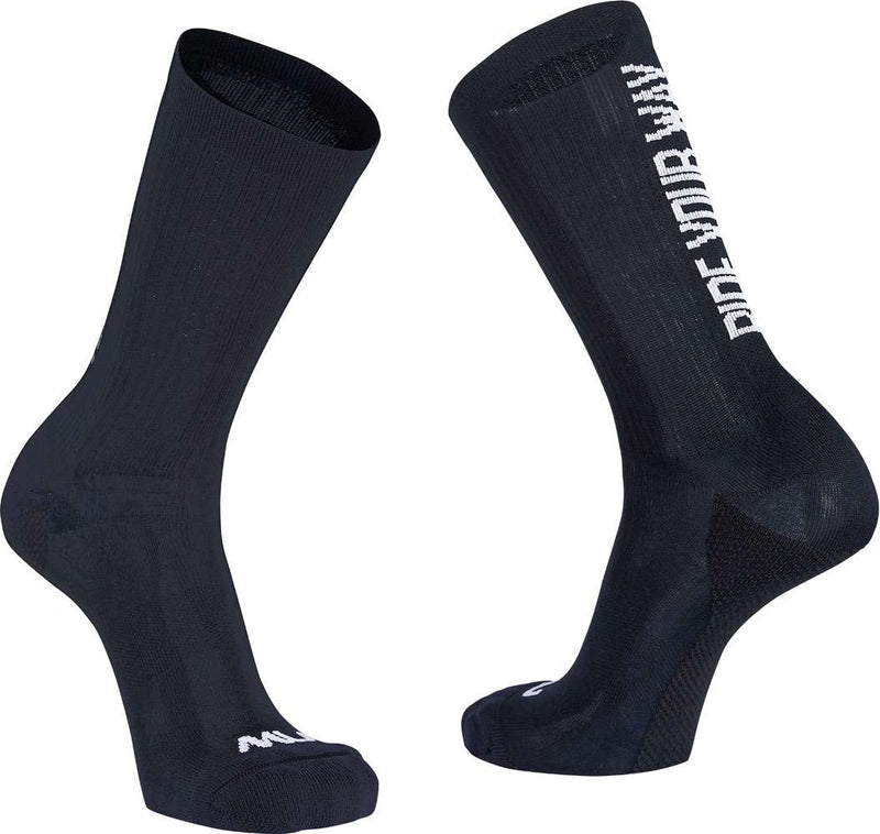 Afbeelding laden in galerijviewer, Northwave ride your way - thermal socks

