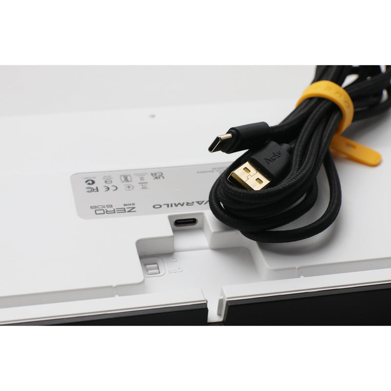 Afbeelding laden in galerijviewer, Ducky zero 6108 classic black rgb mechanisch gaming toetsenbord (zwart, us lay-out (qwerty), cherry mx2a brown, 100%, rgb leds, double-shot pbt, hot swap, 2.4ghz | bluetooth | usb-c)

