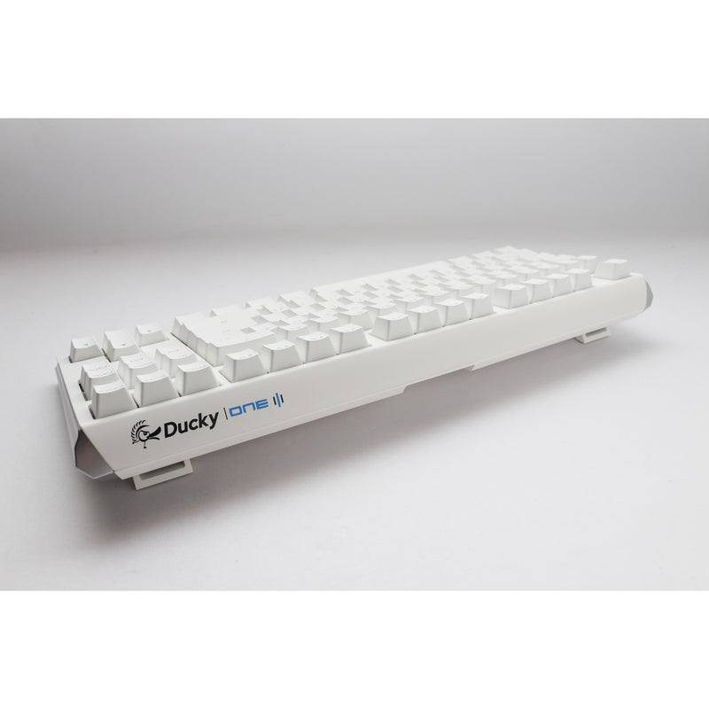 Afbeelding laden in galerijviewer, Ducky one 3 classic pure white tkl rgb mechanisch toetsenbord (wit, us lay-out (qwerty), cherry mx red, 80% (tkl), rgb leds, double-shot pbt, hot-swappable, quack mechanics)
