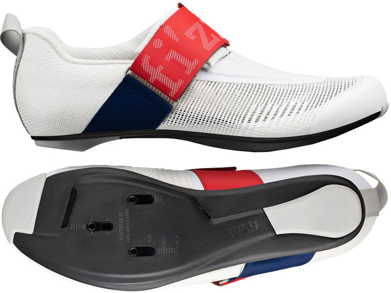 Afbeelding laden in galerijviewer, Fizik transiro hydra aero carbon - triathlon shoes
