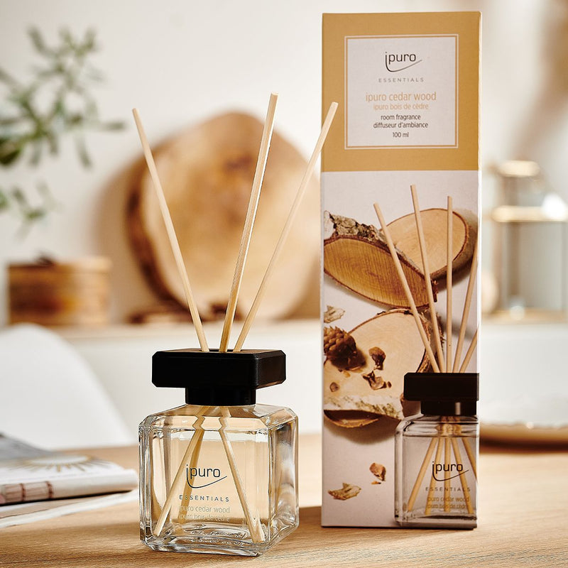 Afbeelding laden in galerijviewer, Ipuro geurdiffuser cedar wood 100 ml

