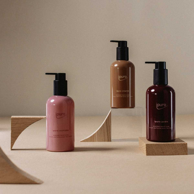 Afbeelding laden in galerijviewer, Ipuro scented hand soap vitalité 250ml
