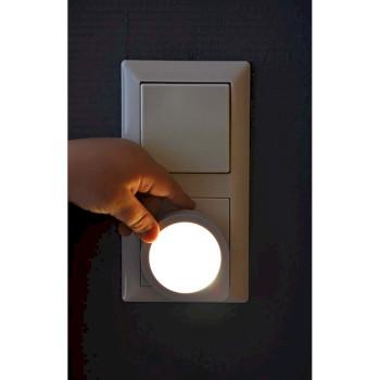 Afbeelding laden in galerijviewer, Brennenstuhl led nachtlamp
