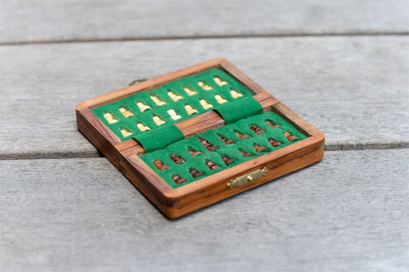 Afbeelding laden in galerijviewer, Longfield games Schaakset opvouwbaar hout 12,5 cm bruin naturel
