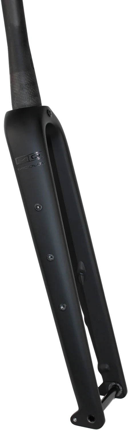 Afbeelding laden in galerijviewer, Moquai gravel randoneur carbon disc tapered fork with eyelets
