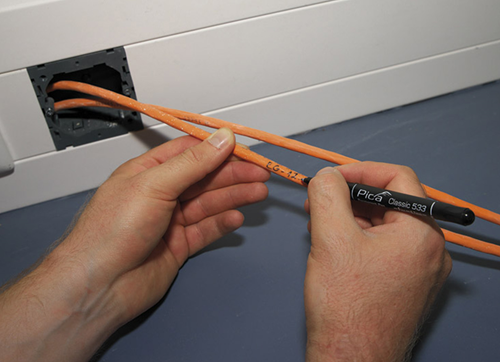 Afbeelding laden in galerijviewer, Pica 534 46 permanent pen | 1,0mm | rond | zwart | blister - pi53446sb
