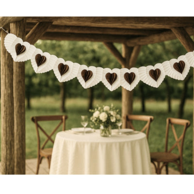 Afbeelding laden in galerijviewer, Slinger heart papier crème 4 m | 24 stuks
