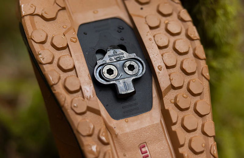 Afbeelding laden in galerijviewer, Shimano cl-mt001 spd cleats with cleat nut
