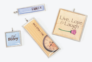 Darice • signed sealed remembered charms once upon a time assorti 4pcs