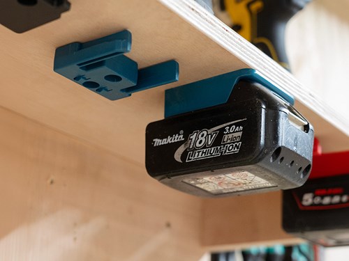 Afbeelding laden in galerijviewer, Stealthmounts batterijhouders voor makita 18v | zwart | 6 stuks - bm-mk18-6
