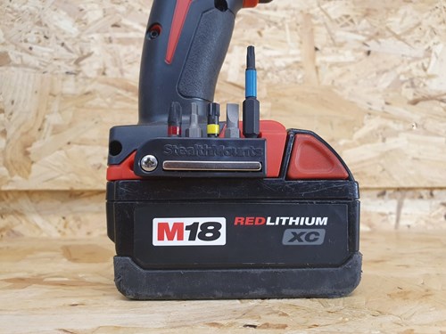 Afbeelding laden in galerijviewer, Stealthmounts bithouder voor milwaukee m18 | zwart | 2 stuks - bh-mw18-blk-2
