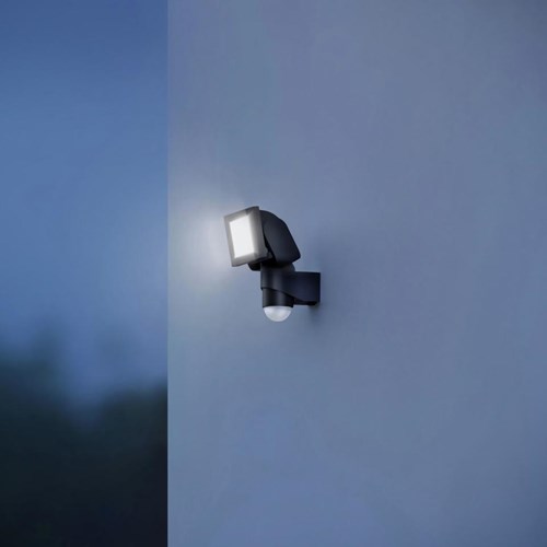 Afbeelding laden in galerijviewer, Steinel sensor-led-buitenspot ls 150 s zwart met bewegingsmelder - 052546
