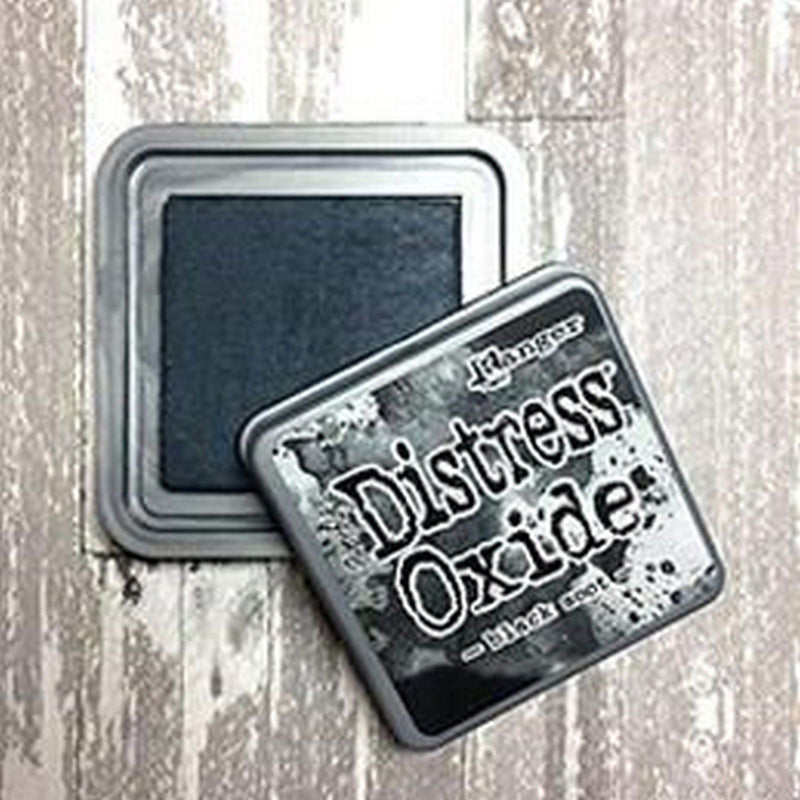 Afbeelding laden in galerijviewer, Ranger ink ranger • tim holtz distress oxide ink pad black soot
