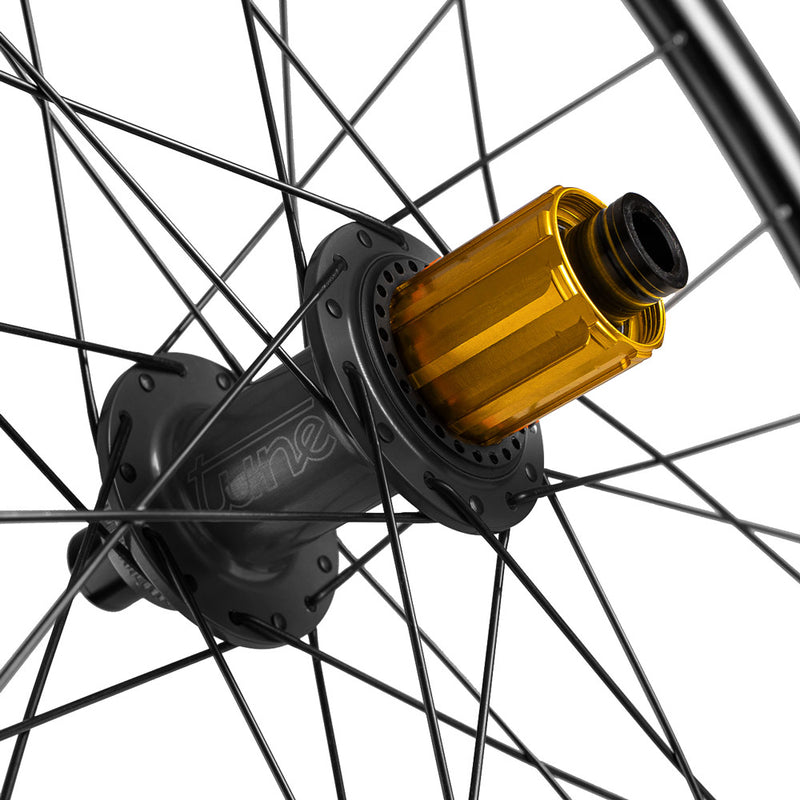Afbeelding laden in galerijviewer, Tune crosser alu disc cl 700c rear wheel
