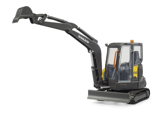 Bruder volvo compacte graafmachine ecr40