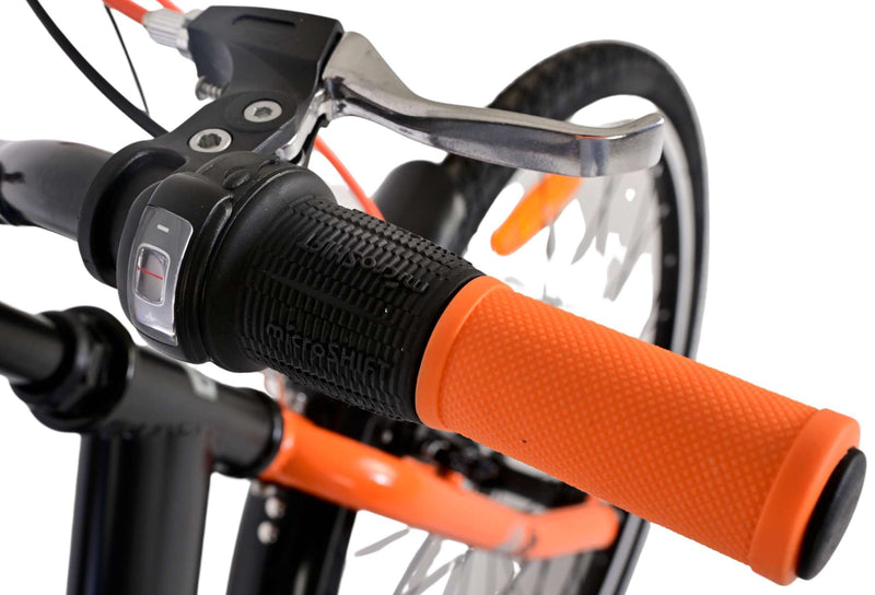 Afbeelding laden in galerijviewer, Volare Thombike Kinderfiets Jongens 26 inch Zwart Oranje 3 versnellingen
