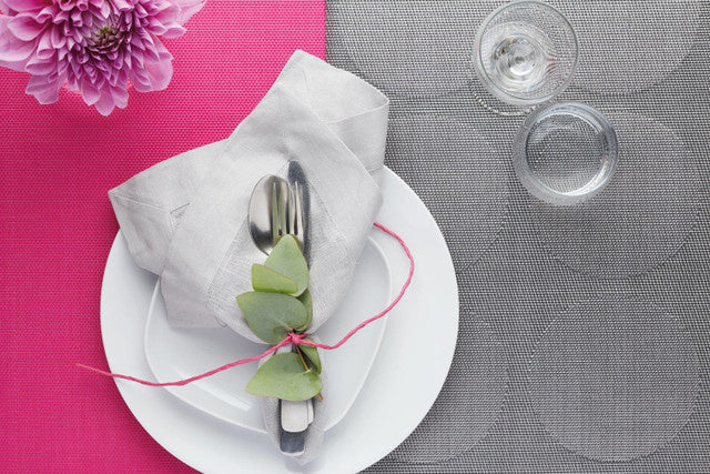 Afbeelding laden in galerijviewer, Kitchencraft Placemat 30 x 45 cm PVC polyester zilvergrijs
