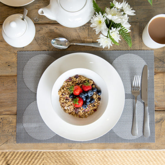 Afbeelding laden in galerijviewer, Kitchencraft Placemat 30 x 45 cm PVC polyester zilvergrijs
